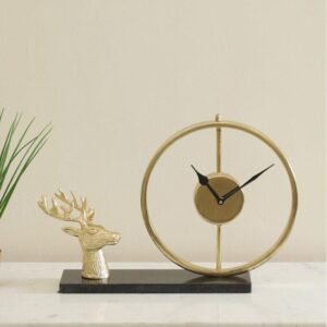 table clock reindeer charm clock 1.jpg
